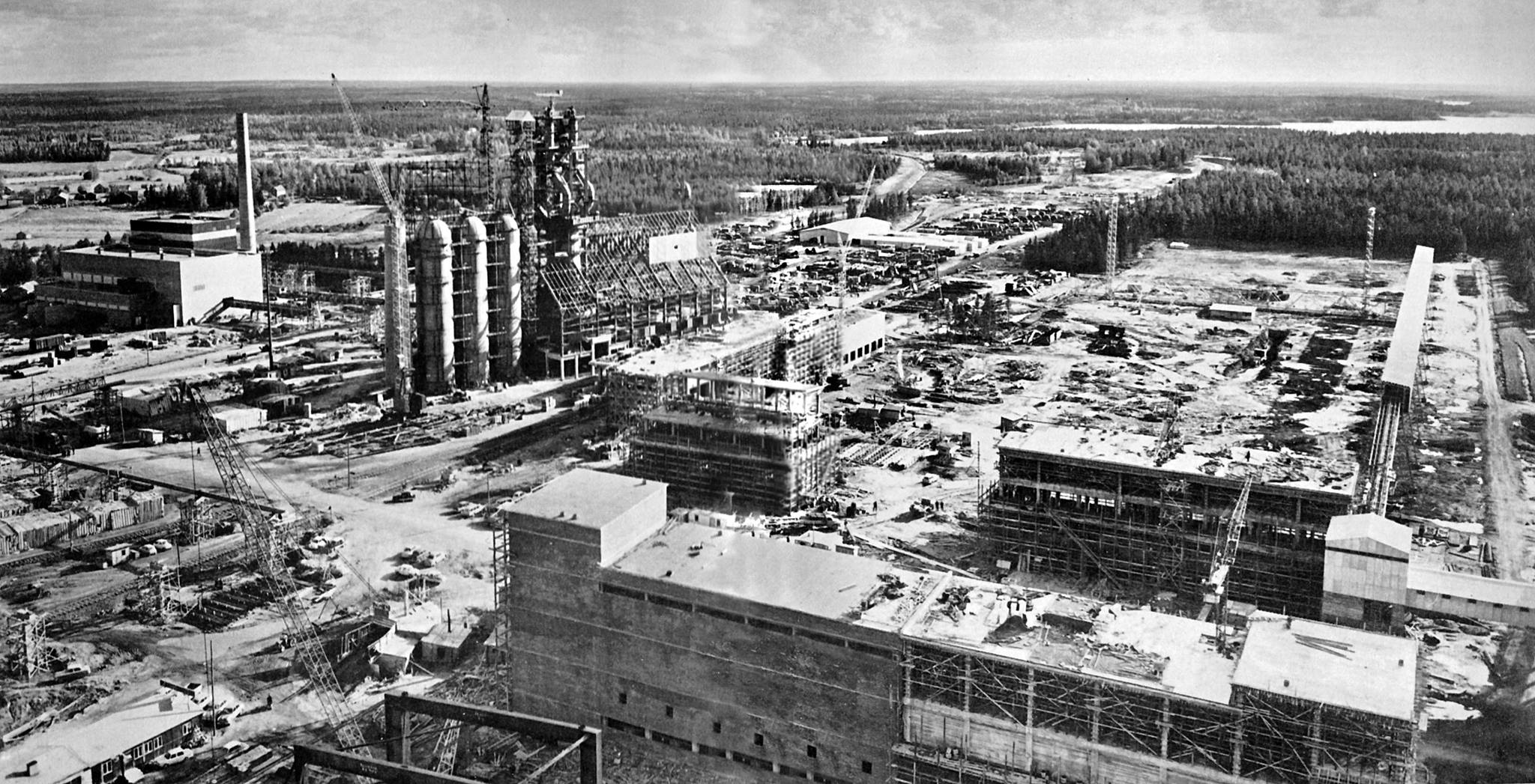 Будівельний майданчик заводу Rautaruukki в Рааге в 1963 році – FinnMetal